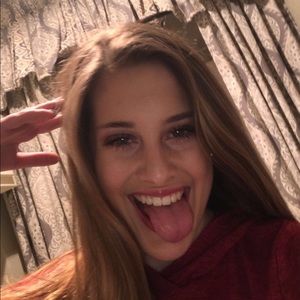 Meet your Posher, Grace